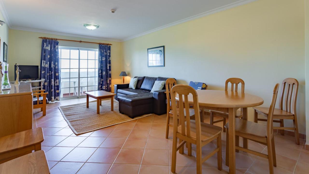 2bdr Duplex W Ac & Pool In By Lovelystay * Portimão