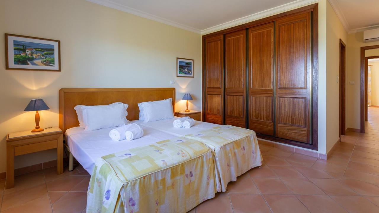 2bdr Duplex W Ac & Pool In By Lovelystay
